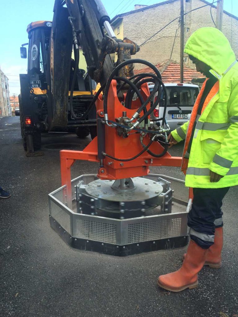 Manhole Cutter ROGOMAT