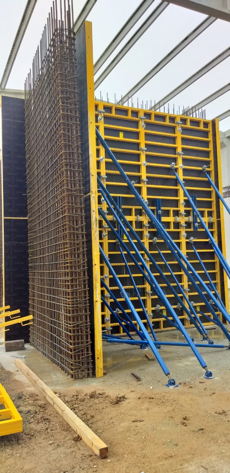 Scaffolding systems. Formworks