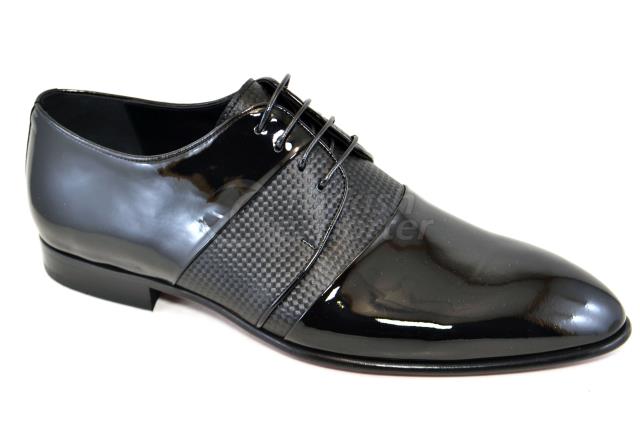 4852 Chaussures noires