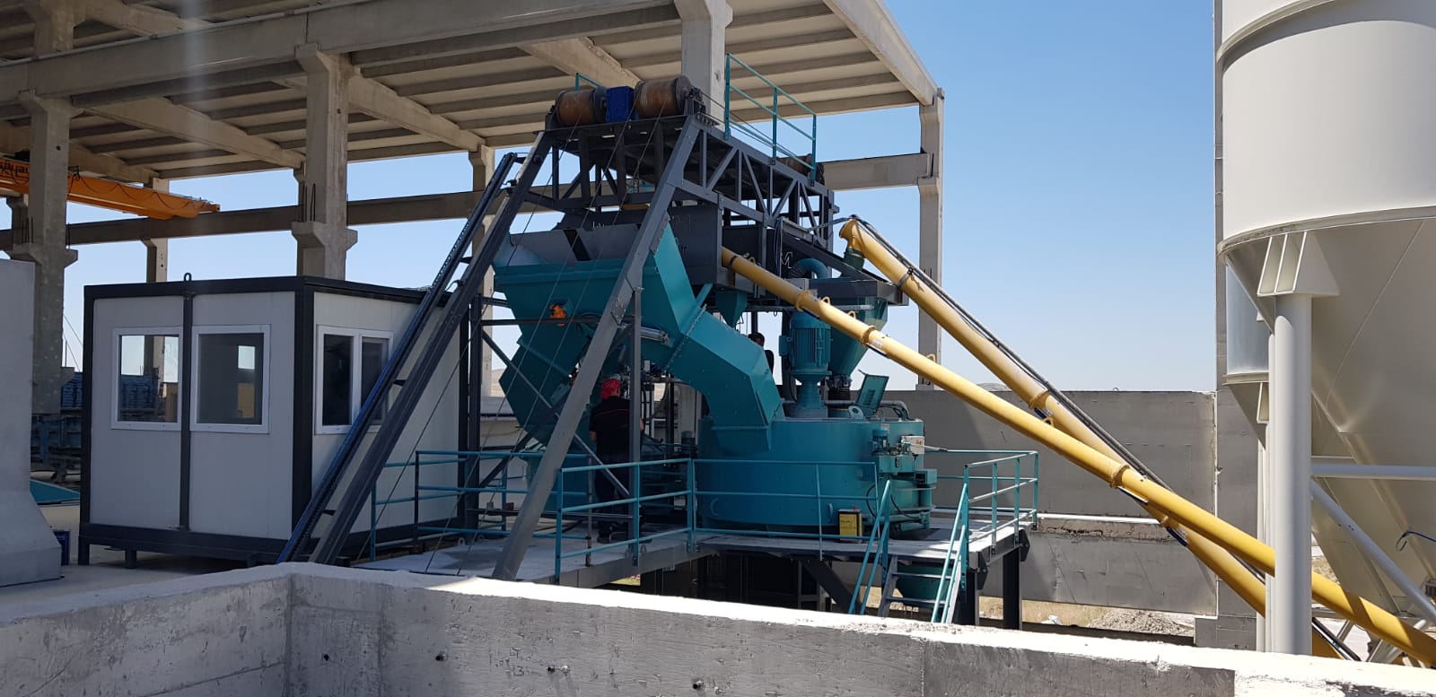 compact concrete batching plant