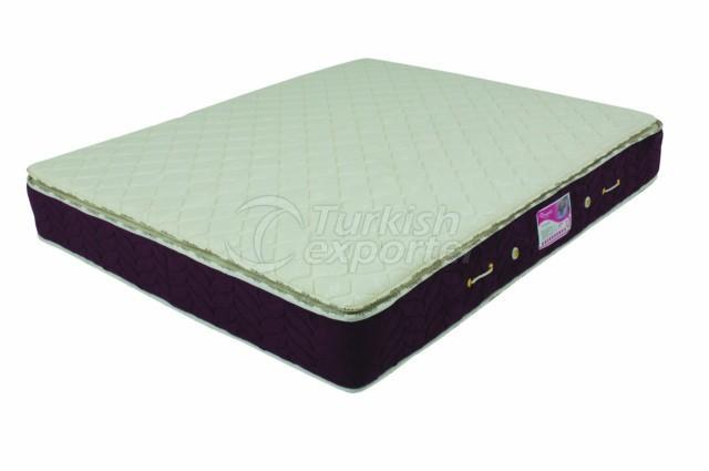 سرير رومانسي