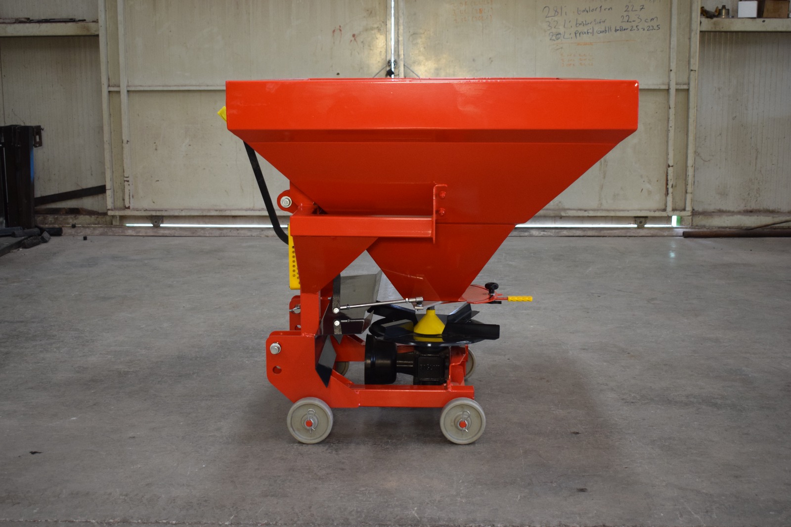 FERTILIZER MACHINE