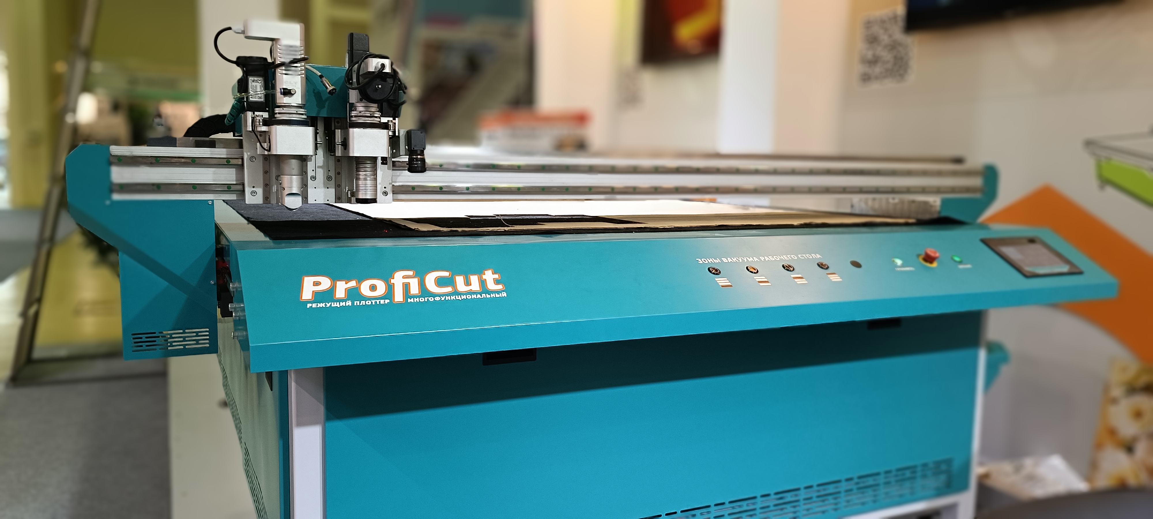 Plotter de corte plano para corte automático de materiais populares PROFICUT