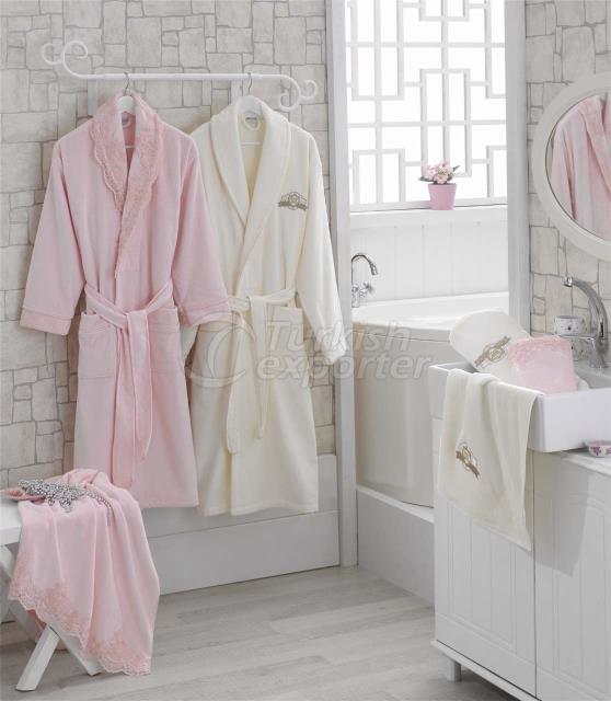 VICTORIA BATHROBE SET