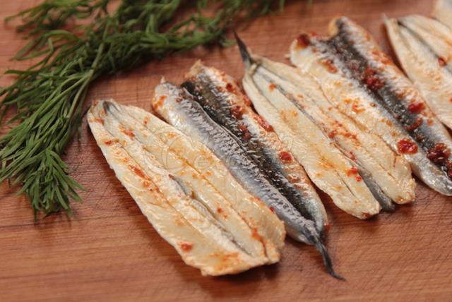 Filé De Anchova Com Molho De Pimenta