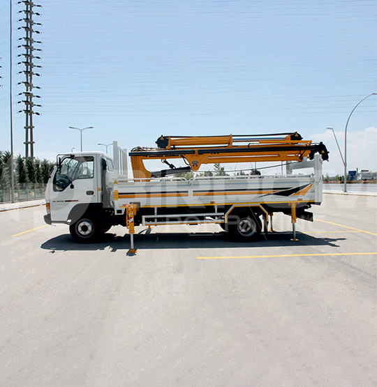 Bomba BP711 - Grúa elevadora para desmontaje de tuberías