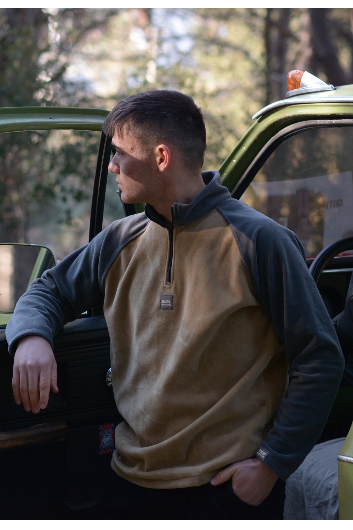 Raglan Collar Polar Fleece Sweatshirt