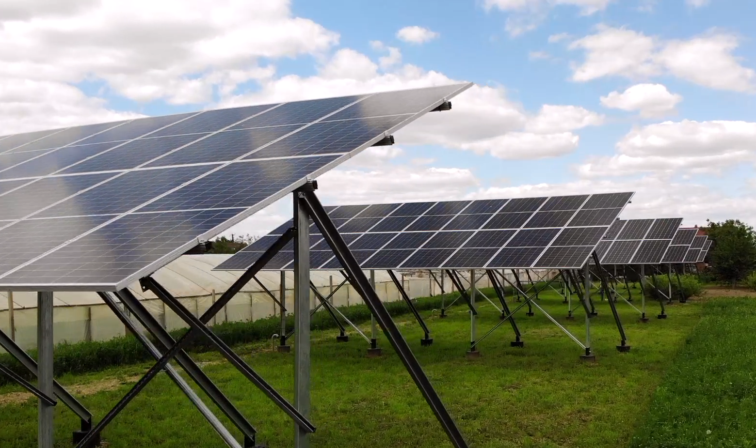 Individual photovoltaic power stations