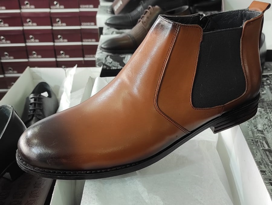 Leather or PU Leather Men shoes