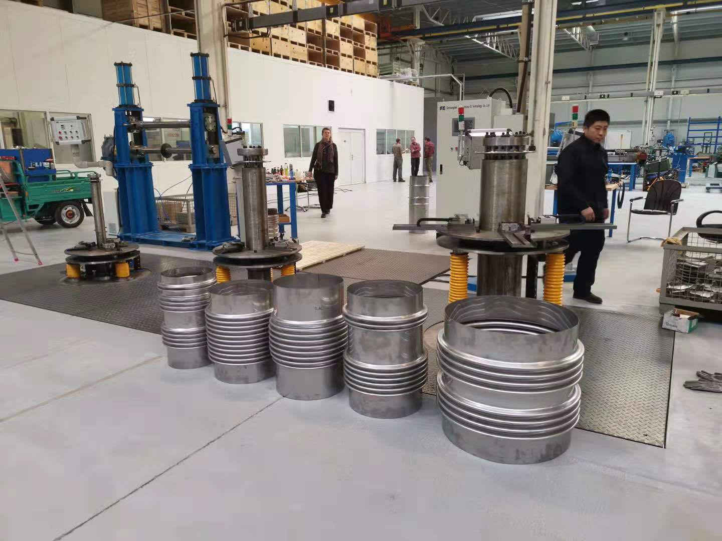 bellow expansion joint forming machine