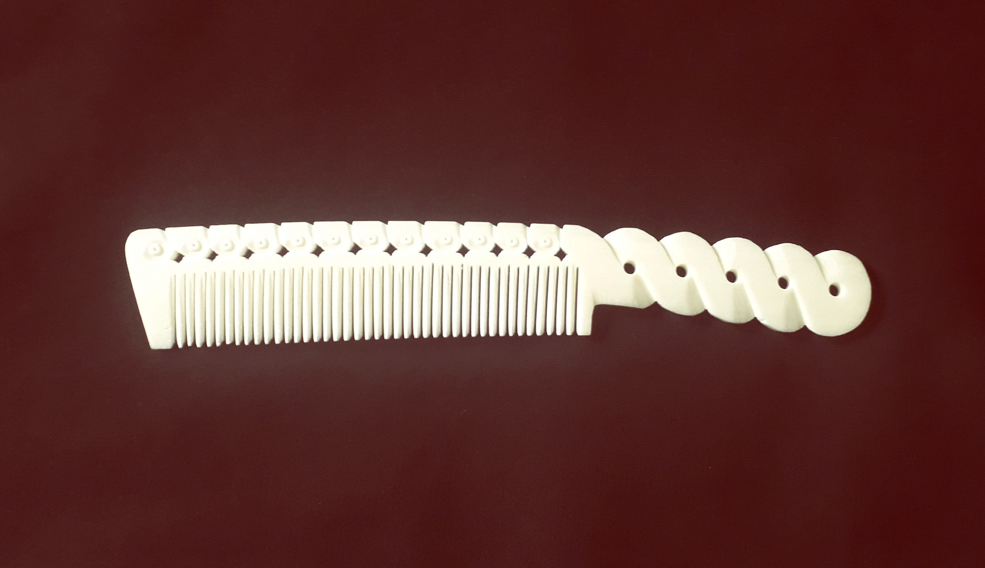 Bone viking comb 