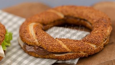Nutella Between Bagel