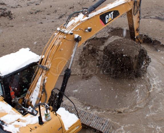 Dam Cleaning