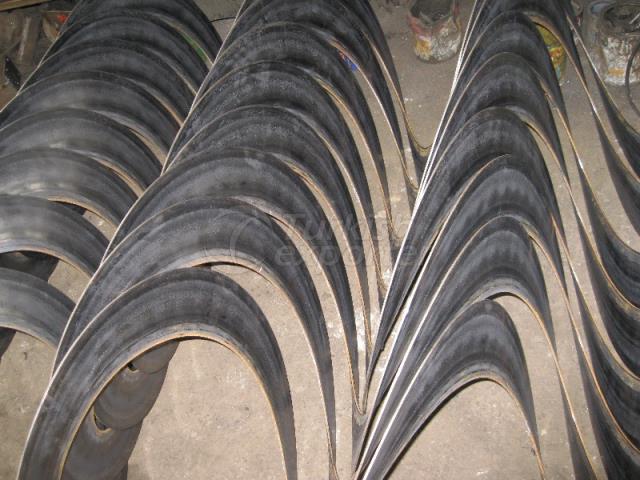 Steel and Chrome Spiral Leaf