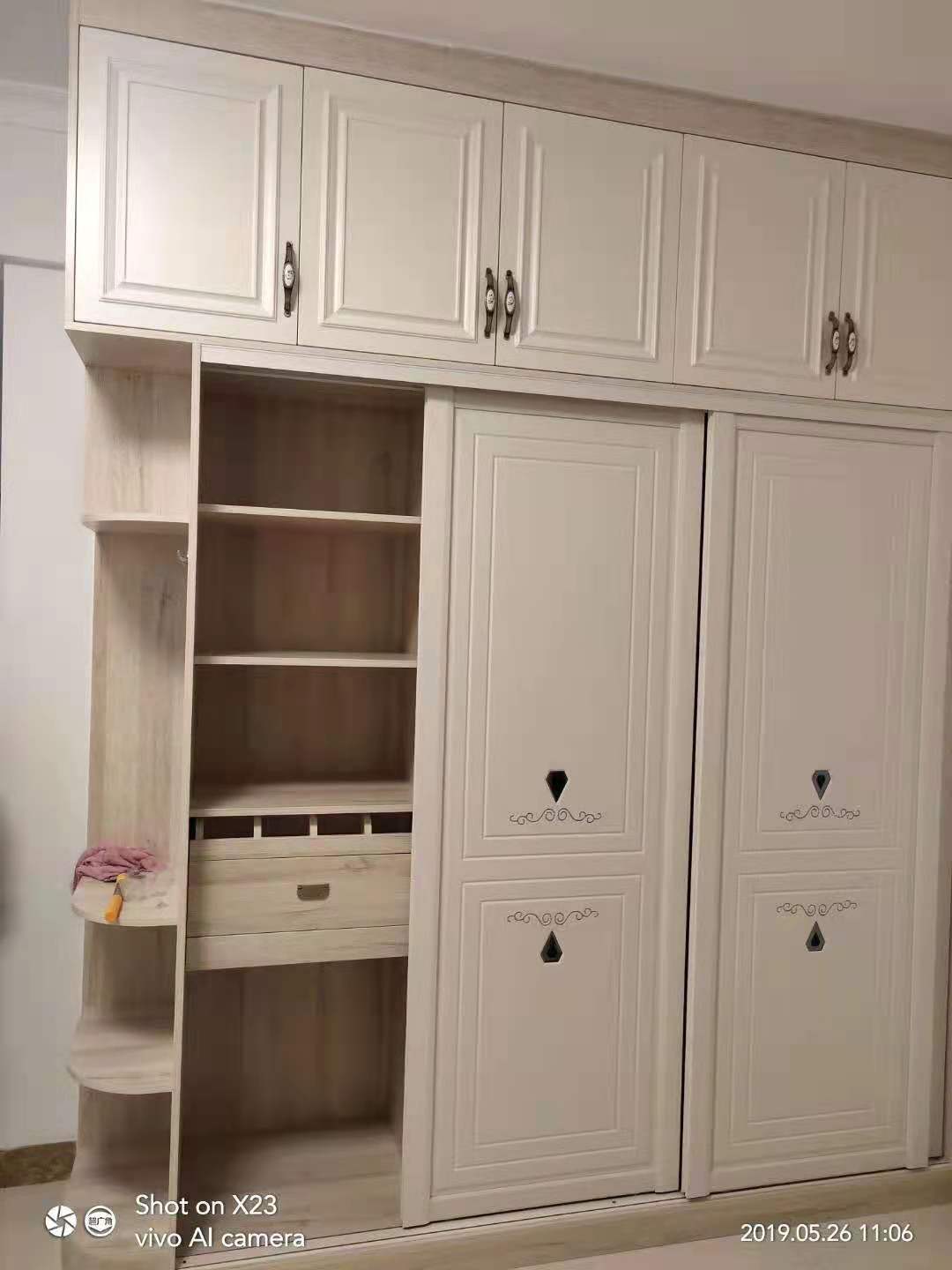 Plywood sliding wardrobe closet modern design