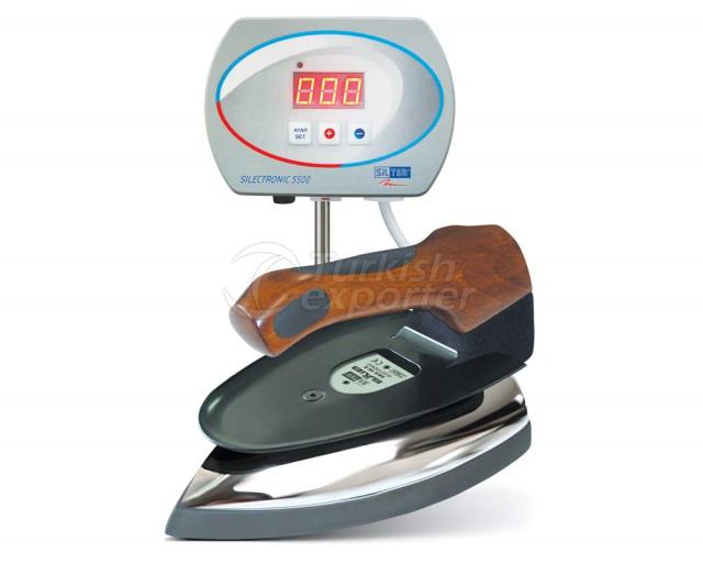 Hand Type Steam Iron SB A 06 D