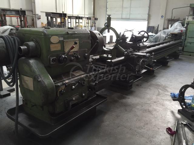 FOR SALE ; 5.5 METERS TALL LATHE