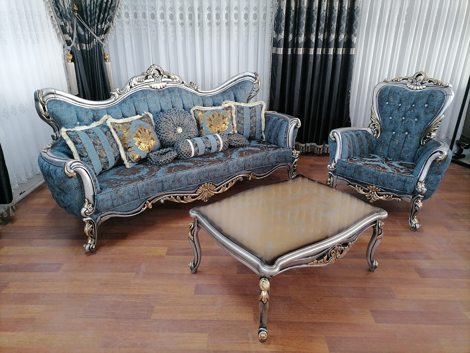 Sofa set 