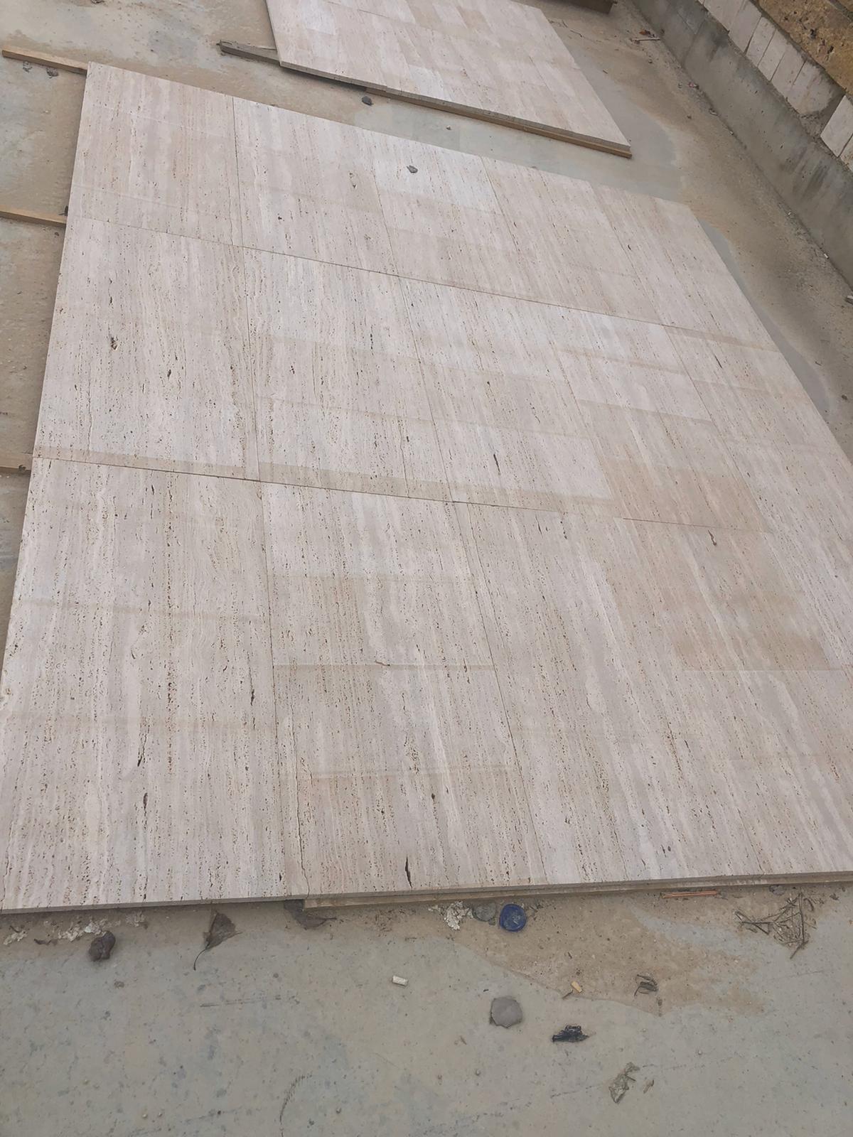 VEINCUT TRAVERTINE