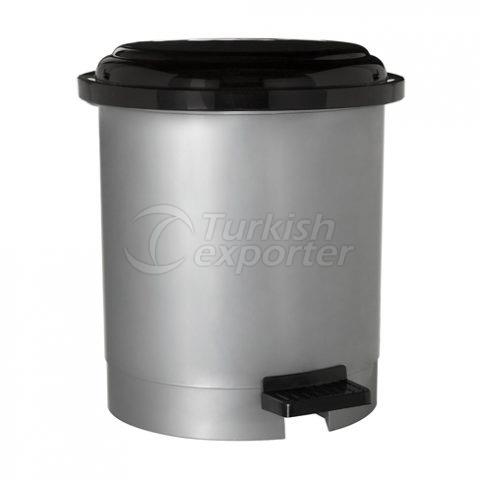 Plastic Pedalled Waste Bin