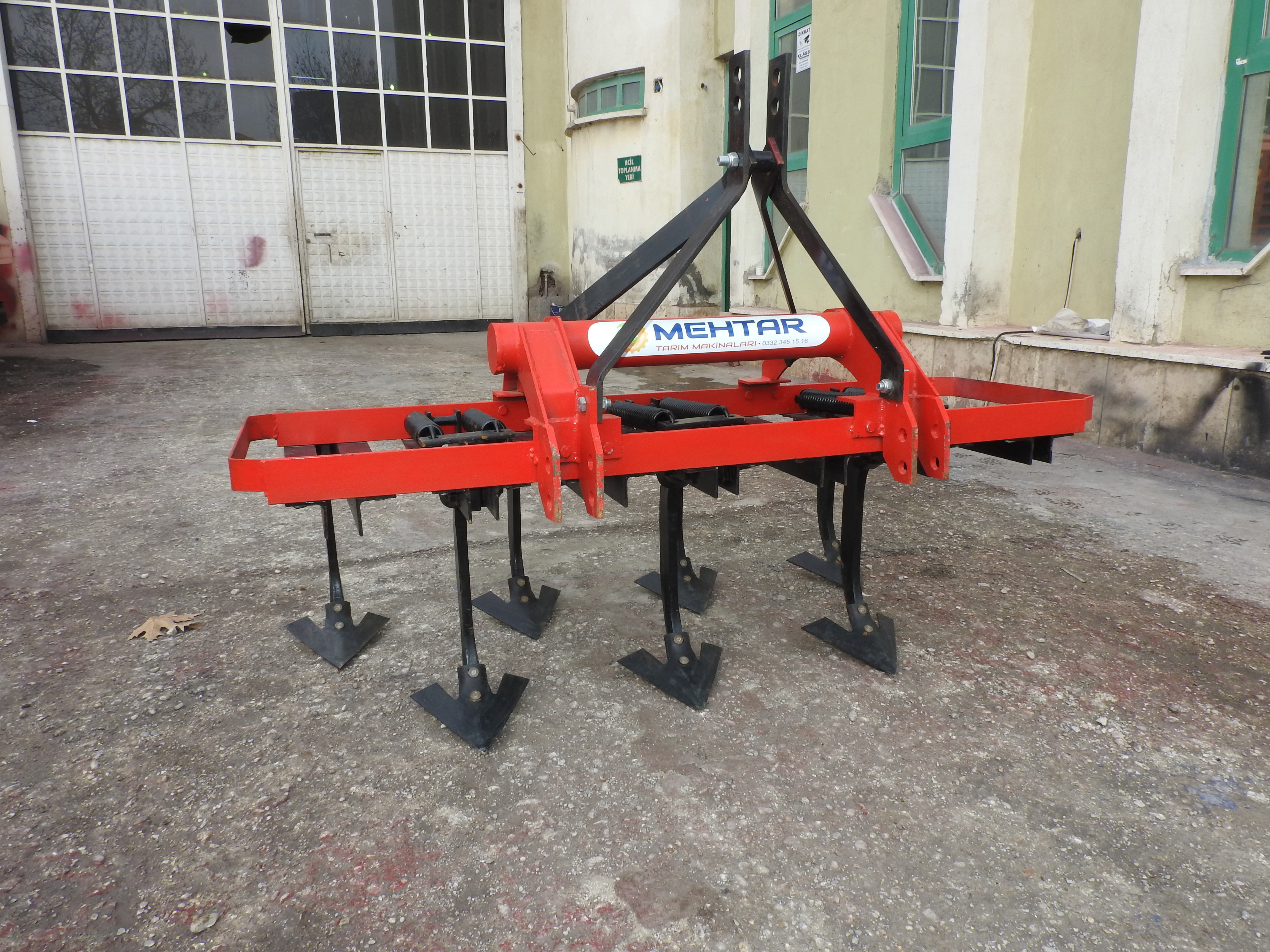 Horizontal Spring Cultivator