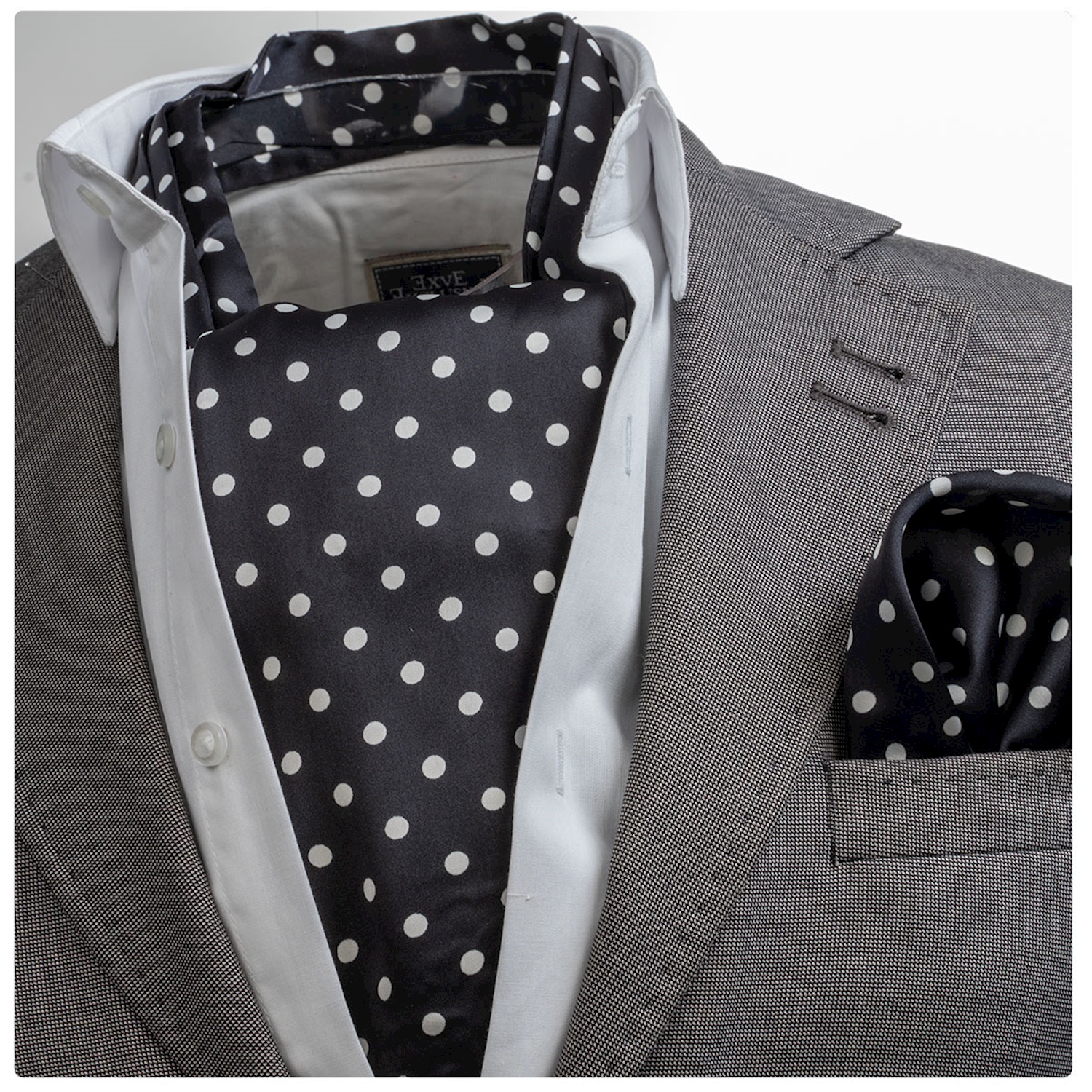 Black White Polka Cravat Set