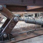 Elevador de tesoura e parafuso