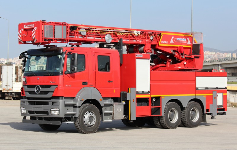 Fire Fighting Vehicle