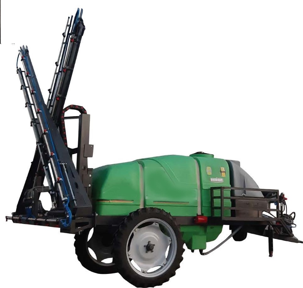 BIG FIELD SPRAYER MACHINE