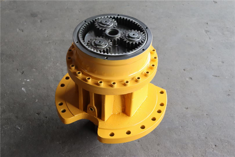 Komatsu Pc220-7 Pc240-8  swing gearbox