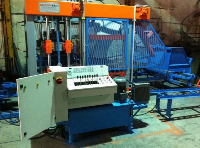 Concrete Paver And Block Making Machine -Bs20 Model