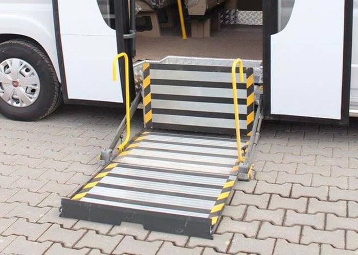 STEP CASSETTE LIFT