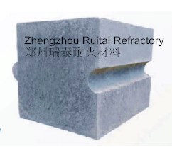 Refractory precast block