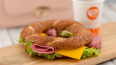 Cheddar Cheese Between Bagel
