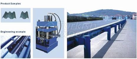 Guardrail roll forming machine