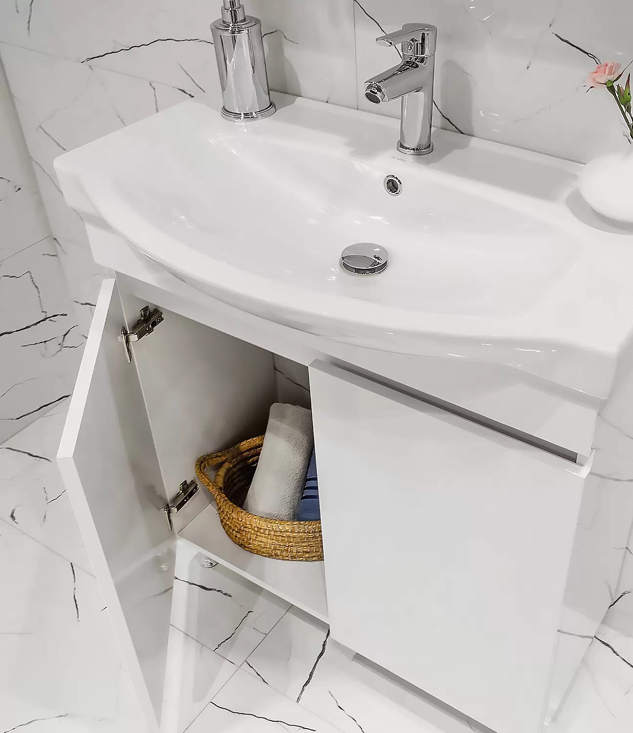 DENİZ BANYO DOLABI