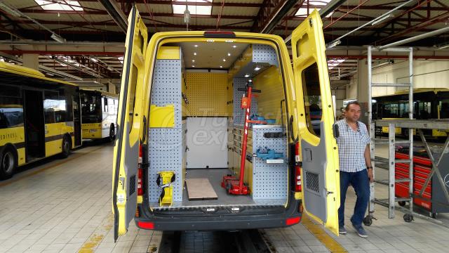 Vehicle shelving systems