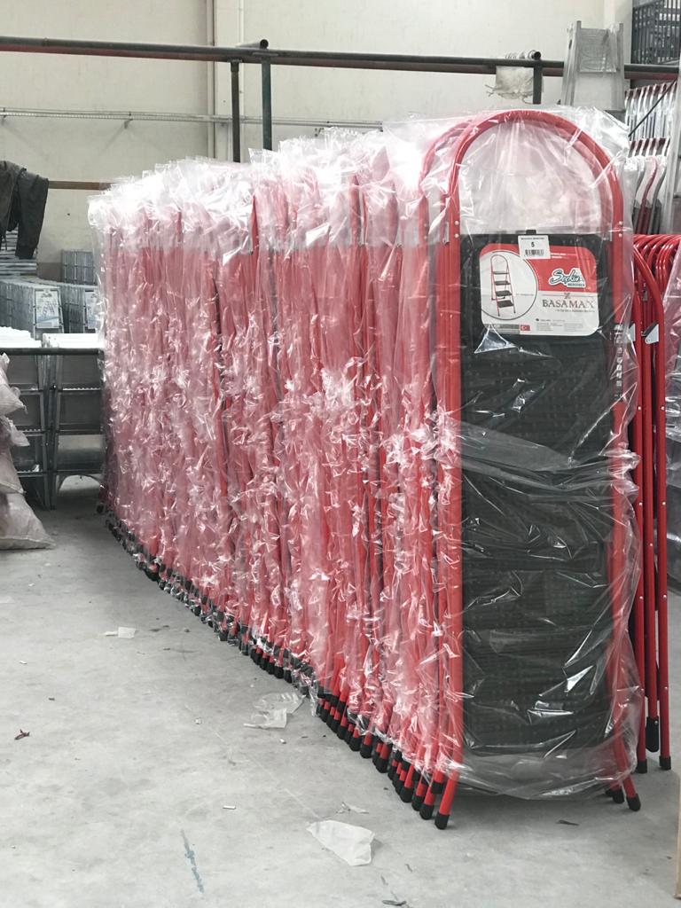 سلم الحديد المغلفن