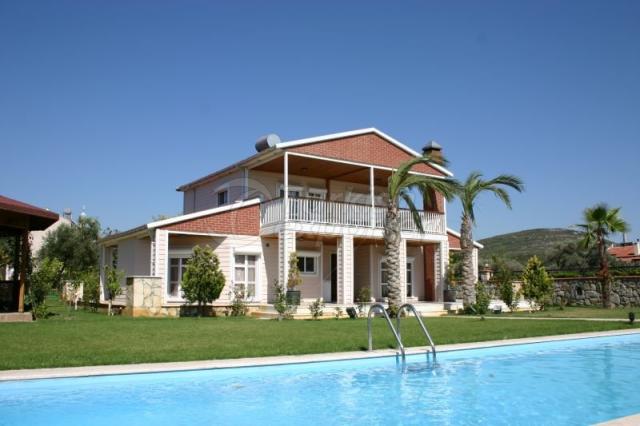 180 m2 villa