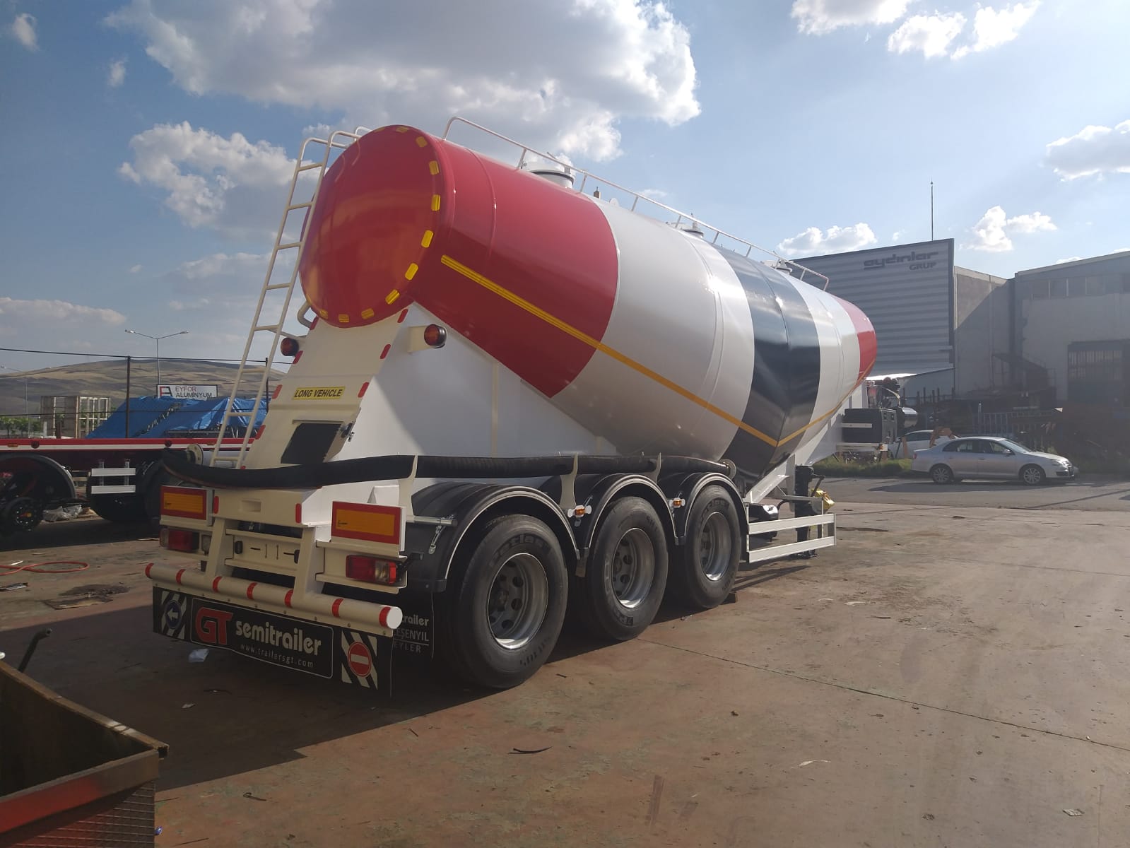 Silo Semi Trailers