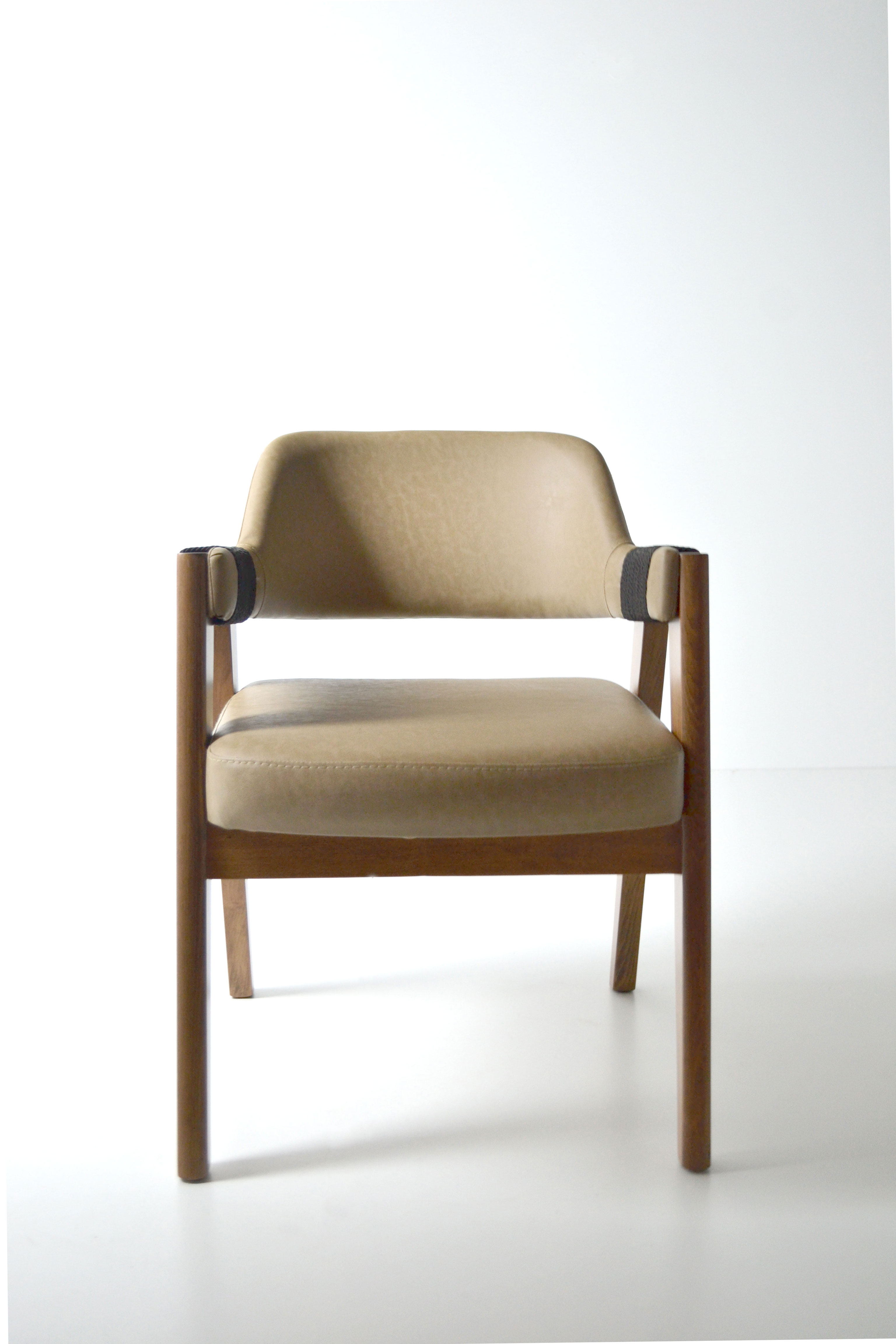 Artemis Chair