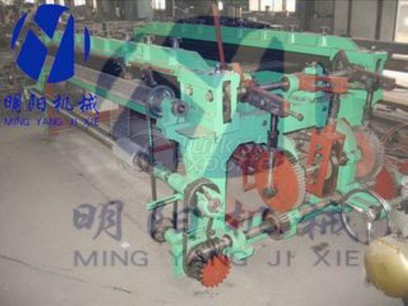 Hexagonal wire mesh machine