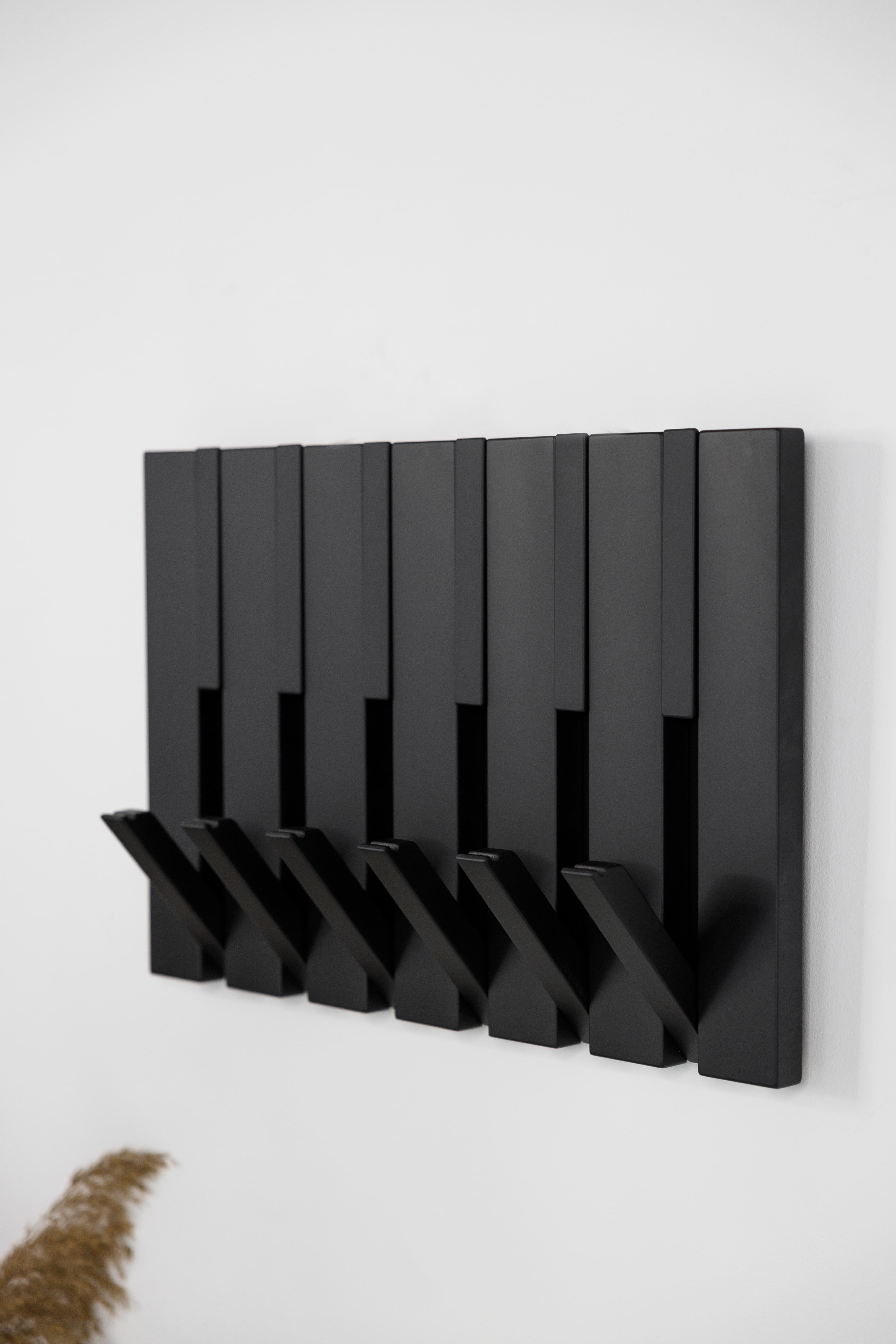 Wall rack "Ebony"