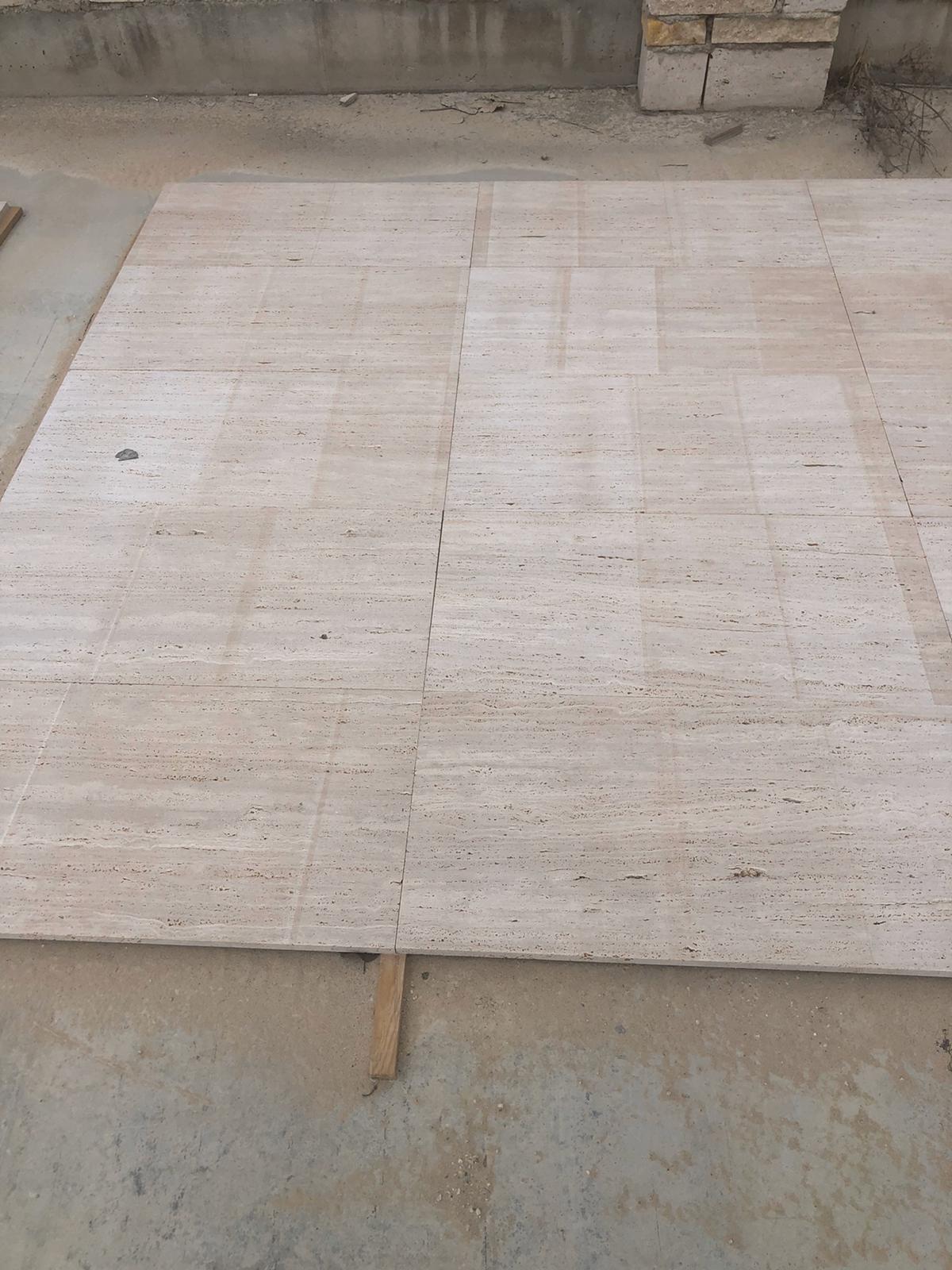 VEINCUT TRAVERTINE