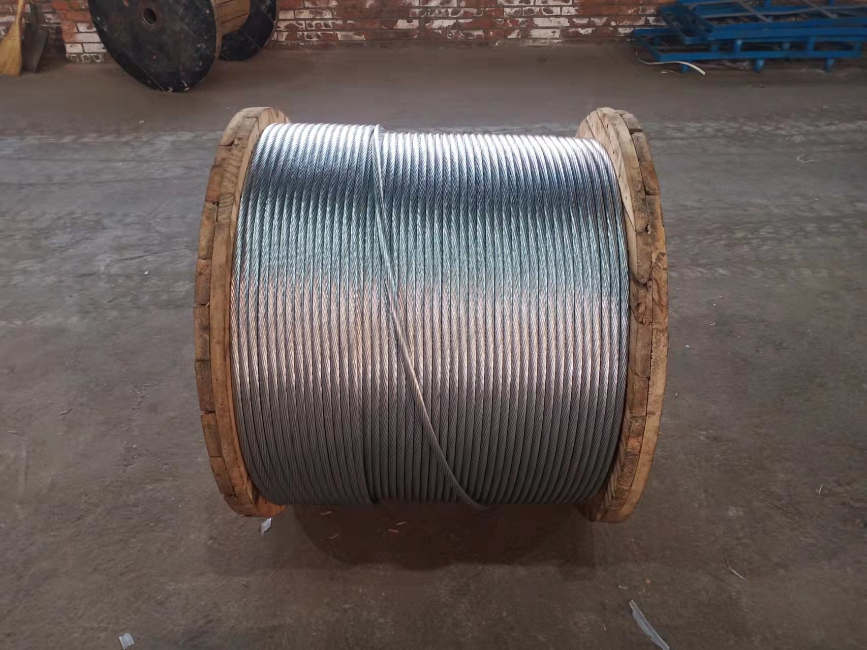 Zn-10%Al-mischmetal alloy-coated steel wire、strands   