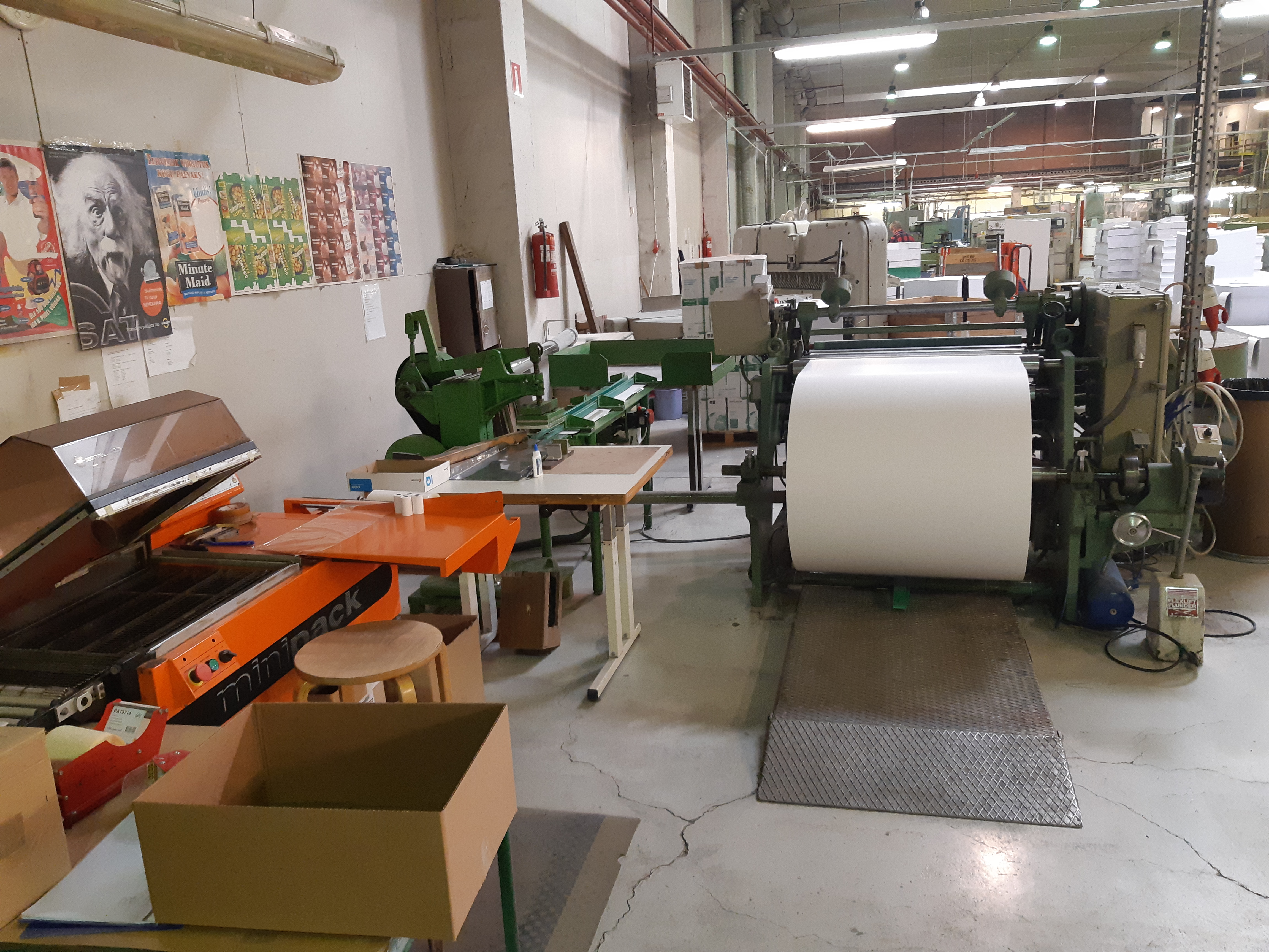 Slitter/Rewinder for ATM paper rolls