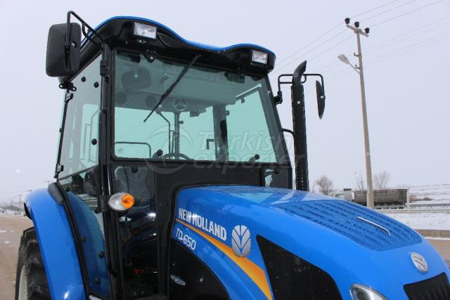 New Holland Трактор